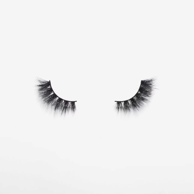 ‘Girly Pop’ Single Lash